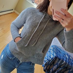 Everlane 100% wool heather gray hoodie sweatshirt with Kangaroo pocket